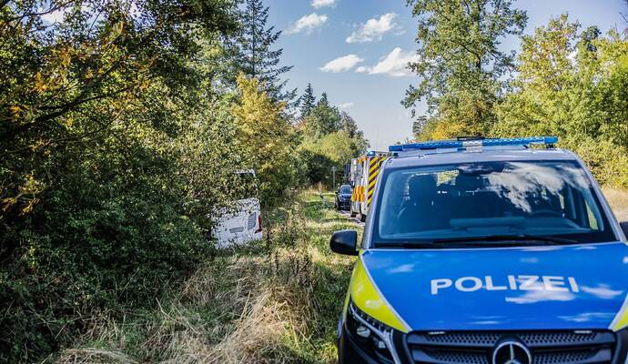 Friolzheim: Linienbus kommt von Fahrbahn ab
