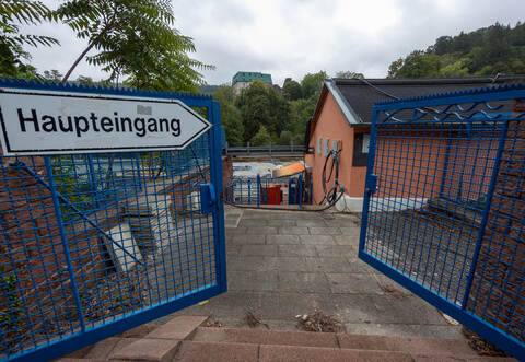 Die Bauarbeiten im Nagoldfreibad laufen weiter. Bis sich die Tore für Besucher wieder öffnen, ist aber noch viel zu tun.