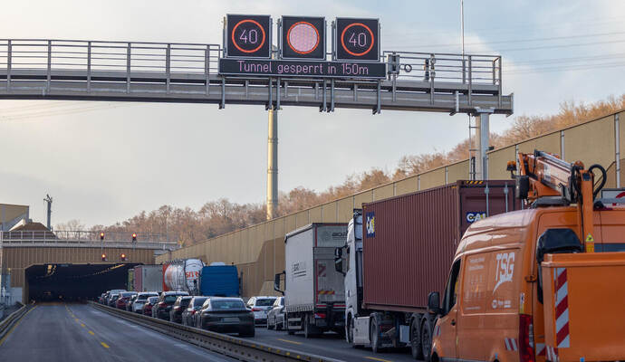 VU A8 Tunnel Pforzheim Ost Niefern Eutingen