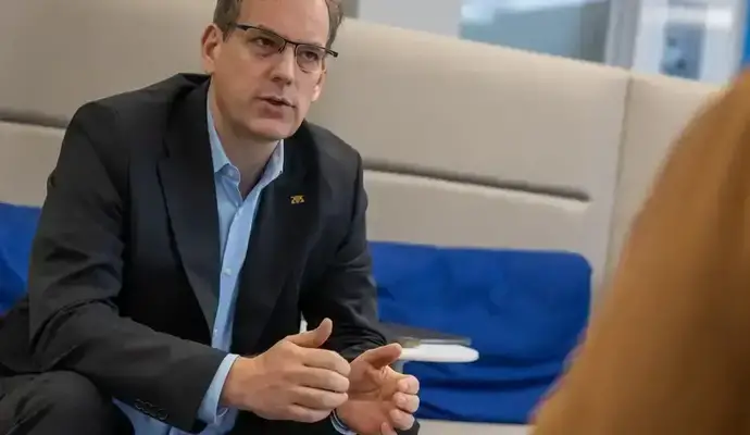 Erik Schweikert ist wichtig zu erwähnen, dass seine Kandidatur als stellvertretender Landesvorsitzender mit den jüngsten FDP-Wahlpleiden nichts zu tun hat.