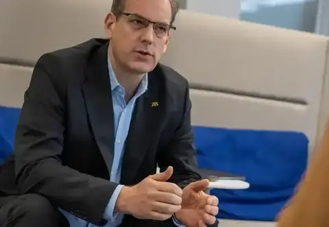 Erik Schweikert ist wichtig zu erwähnen, dass seine Kandidatur als stellvertretender Landesvorsitzender mit den jüngsten FDP-Wahlpleiden nichts zu tun hat.