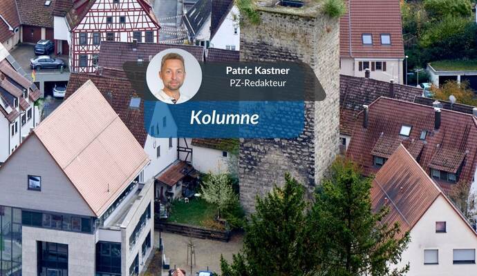 Maurer benötigt: Der Diepoldsturm bröckelt.