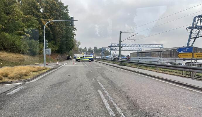 Die B294 bei Birkenfeld ist aktuell komplett gesperrt.