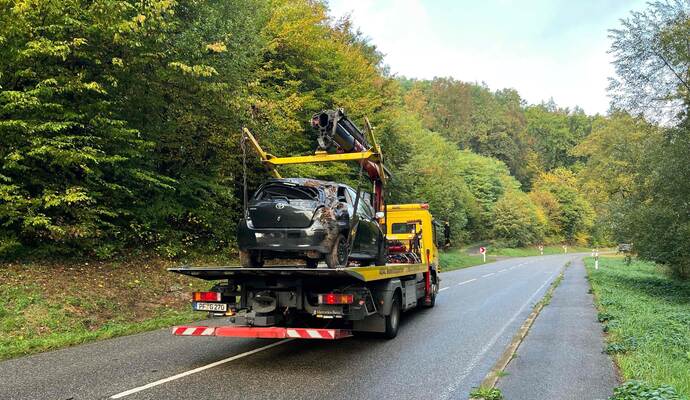 Der Unfall hat sich zwischen Kleinsteinbach und Remchingen ereignet.