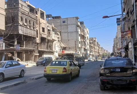 Jarmuk, ein vielfach von Palästinensern bewohnter Vorort der syrischen Hauptstadt Damaskus. Die Zerstörungen sind sichtbar, aber der Wiederaufbau und pulsierendes Leben auch.