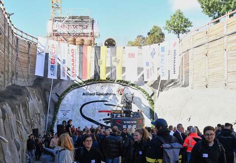 Symbolischer Baustart Pfaffensteigtunnel