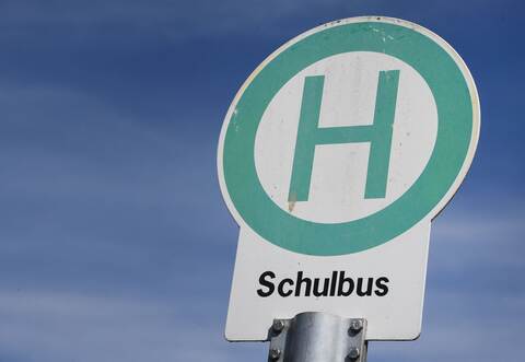 Unfall mit Schulbus