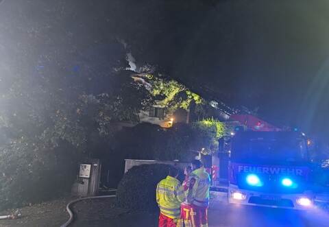 Die Feuerwehr vor Ort in Würm.