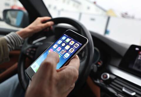 Handy am Steuer