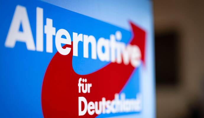 Aufsteller mit dem Schriftzug «Alternative für Deutschland»