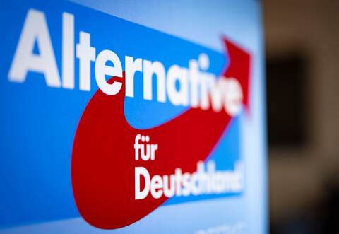 Aufsteller mit dem Schriftzug «Alternative für Deutschland»