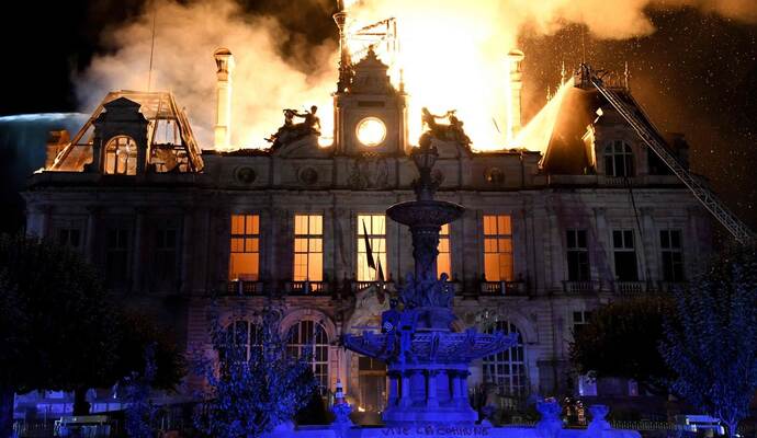 Festnahme nach Brandstiftung im Rathaus von Limoges