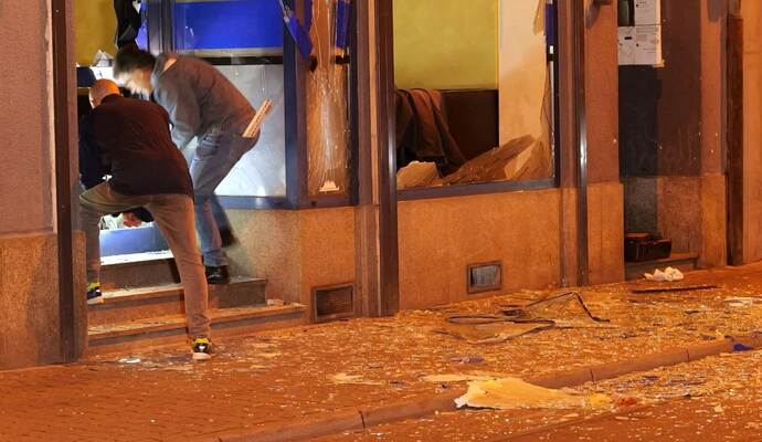 Explosion in Mannheimer Cafe