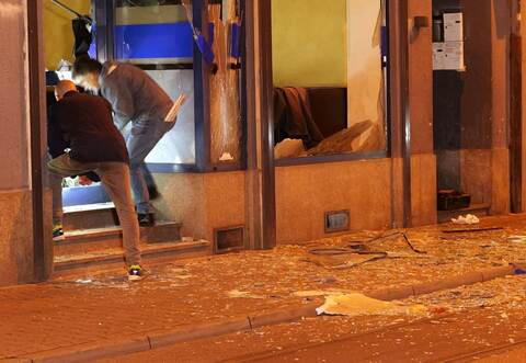 Explosion in Mannheimer Cafe