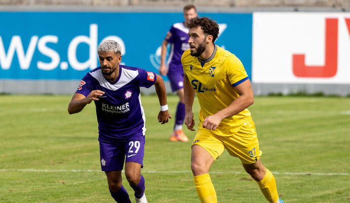 Zuletzt feierte der FC Nöttingen mit Enes Tubluk (links) drei Siege in Folge.