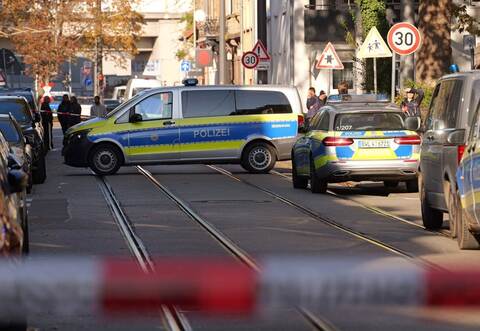 Verletzte Person gefunden - Großeinsatz in Mannheim
