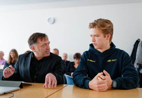 Prozess wegen Unterrichtsausfällen in Rheinland-Pfalz