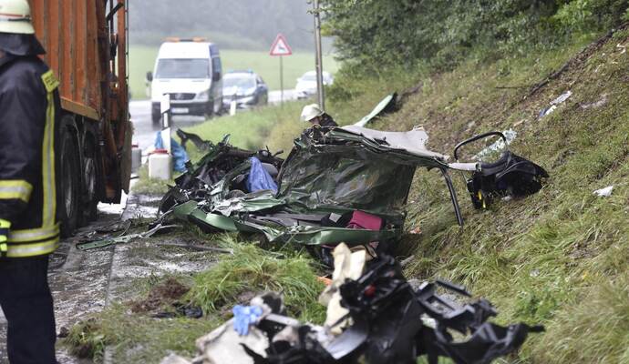 Ein Bild des Schreckens bot sich den Einsatzkräften am Unfallort.