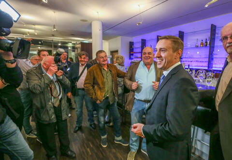 Zufriedener Direktkandidat: Waldemar Birkle auf der Wahlparty der AfD.