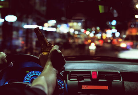 Ein Betrunkener hat auf der B294 bei Neulingen einen Unfall gebaut.