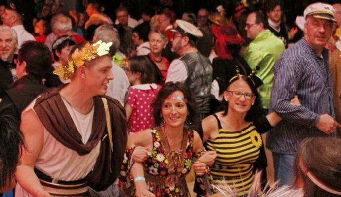 Auch in Keltern-Weiler weiß man, den Fasching ausgelassen zu feiern. Auch in Keltern-Weiler weiß man, den Fasching ausgelassen zu feiern.