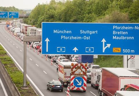 Für lange Staus sorgte bereits die Sperrung der A8 im April diesen Jahres.
