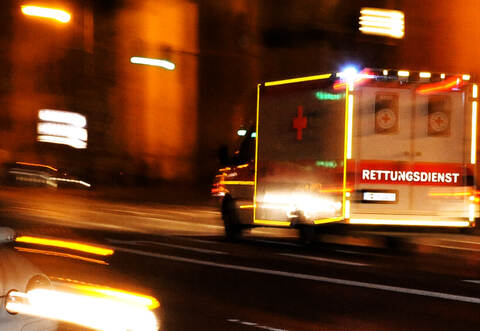 Der schwer verletzte Rentner wurde nach dem Unfall in Calw in ein Krankenhaus gebracht.