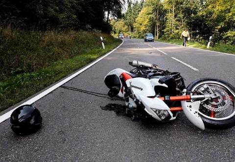 Der Motorradfahrer verlor die Kontrolle über die ausgeliehene Maschine.