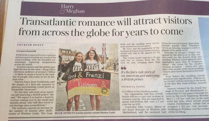 Die Grüße von Annika Bauer (rechts) an ihre Heimatgemeinde Eisingen schafften es in "The Daily Telegraph".