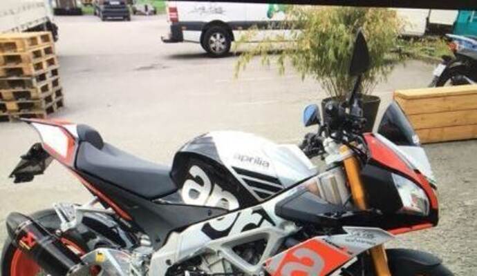 Unbekannte dieses Aprillia-Bike in Friolheim entwendet. Unbekannte dieses Aprillia-Bike in Friolheim entwendet.