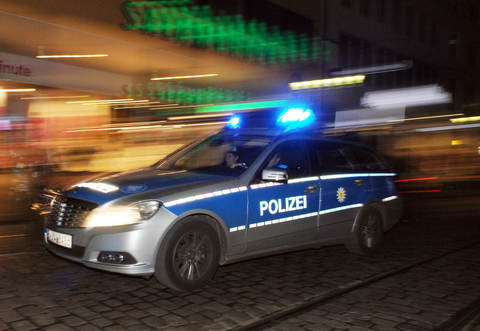 Als der 26-Jährige in die Garage an seinem Wohnhaus fahren wollte, konnte ihn die Streife stoppen.