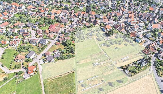 Am Ortsrand von Neuhausen sollen im neuen Wohngebiet „Falter“ - hier eine Teilansicht von oben - rund 65 Bauplätze entstehen.