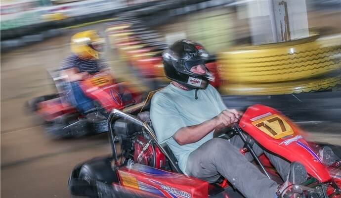 Schau Mal Wo Du Lebst Speed Und Spa Auf Der Kartbahn In schau-mal-wo-du-lebst-speed-und-spa-auf-der-kartbahn-in