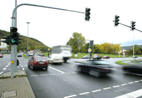 Schauplatz des Unfalls: Die B 10-Kreuzung in Niefern.