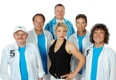 Das sind sie: die Blaumeisen.