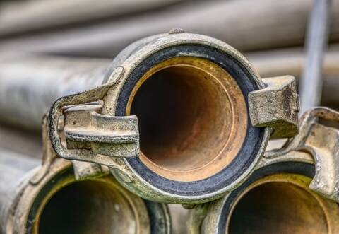 Eine der Hauptleitungen in Neuenbürg musste vom Netz genommen werden.