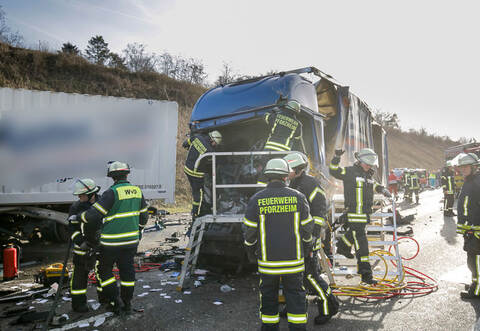 Bei dem tragischen Unfall war ein Lkw-Fahrer ums Leben gekommen.