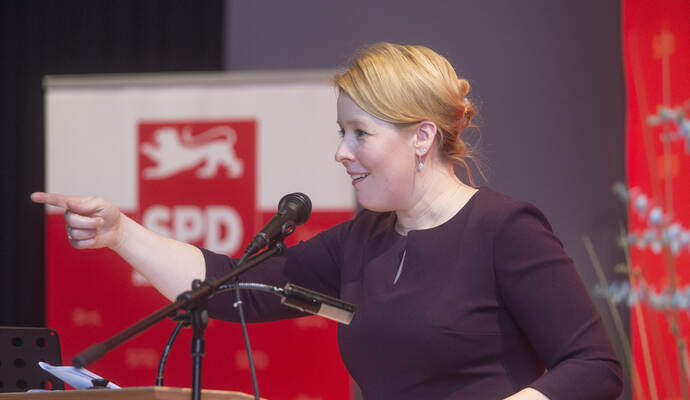 Franziska Giffey verbreitete in Straubenhardt Hoffnung bei den Besuchern des SPD-Neujahrsempfangs. Franziska Giffey verbreitete in Straubenhardt Hoffnung bei den Besuchern des SPD-Neujahrsempfangs.