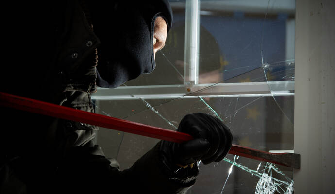 Unbekannte Täter erbeuten mehrere Wertgegenstände 