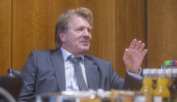 Thomas Rudel nimmt kein Blatt vor den Mund. Thomas Rudel nimmt kein Blatt vor den Mund.