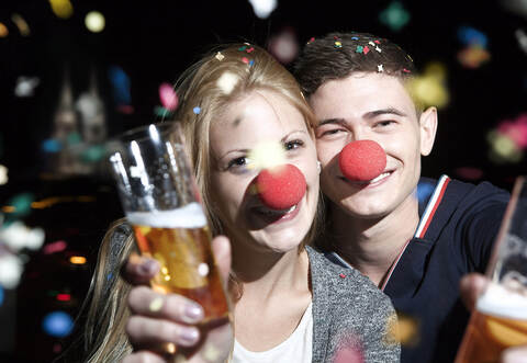 Feuchtfröhlich wird es am Sonntag beim Faschingsumzug in Karlsbad-Ittersbach zugehen. Es gibt aber ein zeitlich bedingtes Verbot von Hochprozentigem.