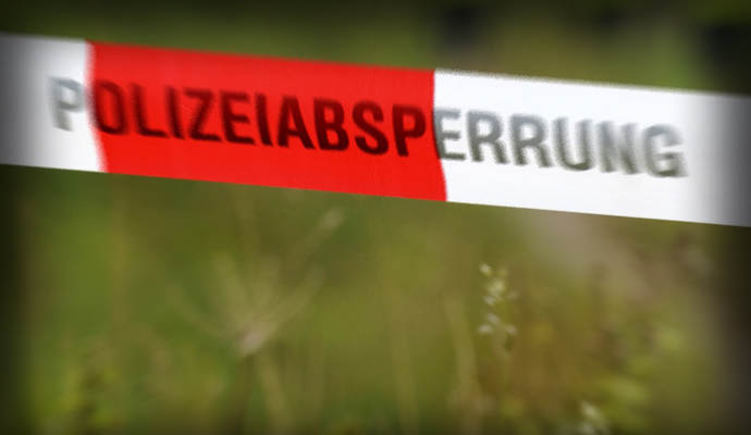 In der Enz ist am Sonntagmorgen eine Leiche entdeckt worden. In der Enz ist am Sonntagmorgen eine Leiche entdeckt worden.