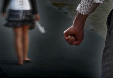 Die beiden Angreifer sind nach der Attacke in Richtung Bahnhof geflüchtet.