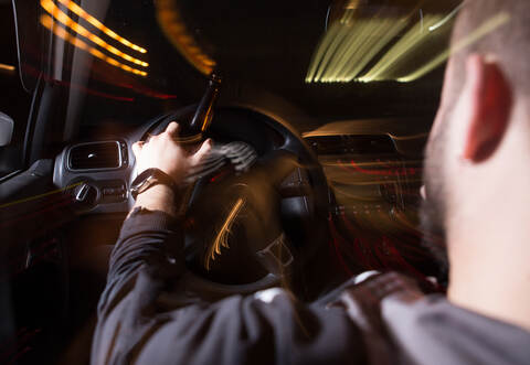 Gleich zwei betrunkene Autofahrer kontrollierte das Polizeirevier Pforzheim-Nord in der Nacht zum Samstag in Ispringen und Pforzheim.