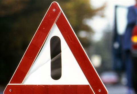 Echtes Glück hatte der junge Mann, der mit seinem Opel einen Abhang herunterrutschte und sich überschlug.