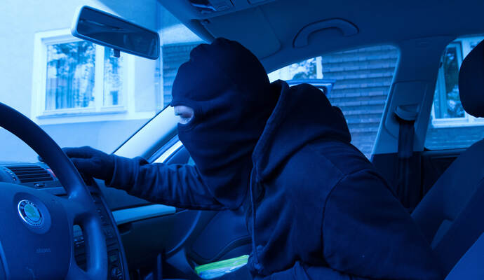 Eine ordentliche Menge Bargeld hatten Autoknacker in Maulbronn erbeutet. Eine ordentliche Menge Bargeld hatten Autoknacker in Maulbronn erbeutet.