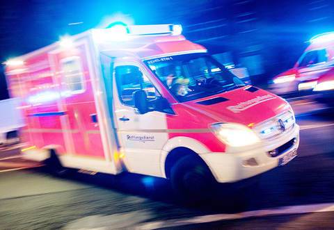 Der Radfahrer wurde nach dem Unfall in ein Krankenhaus gebracht.