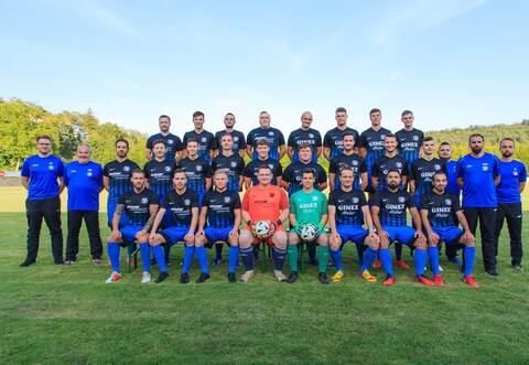 Mannschaftsfoto des SV Königsbach.