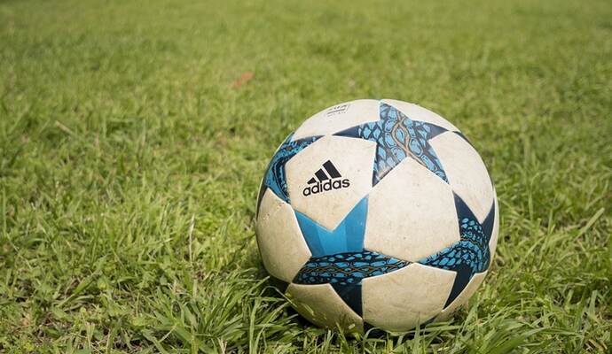 Im Endspiel der diesjährigen Auflage des Plattenpokals setzte sich der Neu-Landesligist TSV Wurmberg-Neubärental gegen den B-Ligisten und Gastgeber TSV Großglattbach mit 3:1 durch.