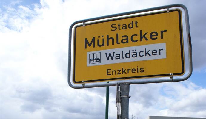 Immer wieder im Gespräch: eine Erweiterung der Waldäcker auf der anderen Seite der B10. Doch dafür findet sich bislang keine Mehrheit. Immer wieder im Gespräch: eine Erweiterung der Waldäcker auf der anderen Seite der B10. Doch dafür findet sich bislang keine Mehrheit.